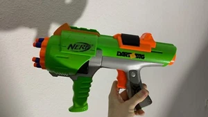 NERF Dart Tag 2005 | grün - Bild 1 von 2