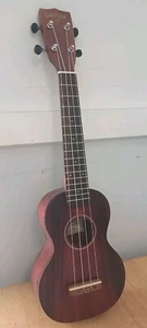Schöne Gretsch G9100L Langhals Ukulele mit Tasche - Bild 1 von 16