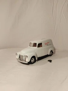 9873 ERTL 1950 CHEVY PANEL DELIVERY TRUCK THE HEARTBEAT OF AMERICA COIN BANK - Picture 1 of 8