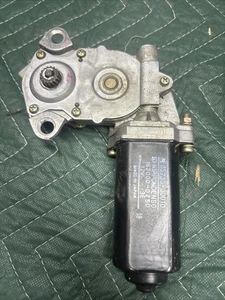 SUNROOF MOTOR 83-86 Celica Supra Tercel 1990-1991 Toyota 4Runner 85730-30010 - Picture 1 of 5