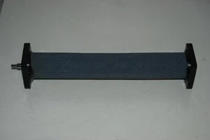 Aquarium oder Gartenteich Schwerlast Luft Stein Bar 30 x 6 x 6 cm mit quadratischen Enden - Bild 1 von 4