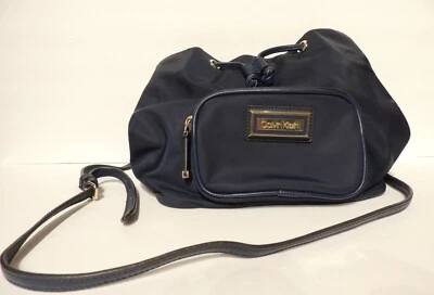 Сумочка через плечо CALVIN KLEIN Belfast нейлона темно-синий ведро сумка - Изображение 1 из 4