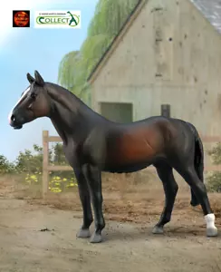 Holsteiner Bay Stallion Horse Toy Model Figure by CollectA 88987 New - Foto 1 di 4