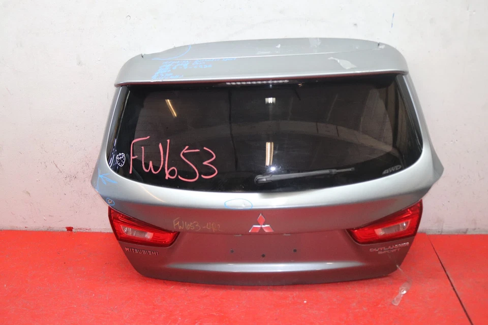 2011 2012 2013 2014 2015 2016 MITSUBISHI OUTLANDER SPORT REAR LIFTGATE OEM Foto 1 de 4