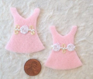 2 Kleid Kleider Filz Rosa Baby Mädchen Babys Miniatur Träne Bären Dusche Sammelalbum - Bild 1 von 3