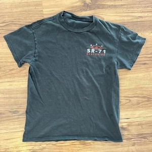 SR-71 Blackbird T shirt Dark Gray Youth Medium Space Air Force Spy - Picture 1 of 5