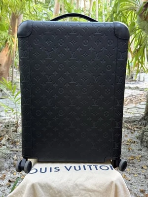 Louis Vuitton Monogram ShadowHorizon 55 Carry-On M12807 - Image 1 of 4