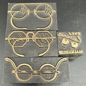 Vintage Antique Wood Print Block Type Set Glasses Eyeglasses Spectacles Display - Picture 1 of 10