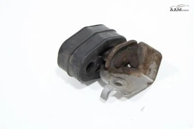 CHRYSLER 300 2015-2023 tubo de escape inferior suspensión aislante con soporte OEM Foto 1 de 4
