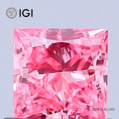 IGI Certified 0.66 Carat Princess Cut VS1 Fancy Vivid Pink CVD Lab Grown Diamond - Image 1 of 4
