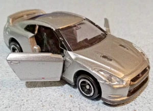 Tomy Tomica Nissan GTR 2008 - Bild 1 von 8