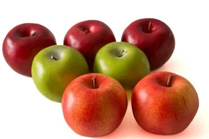 Artificial lifelike Red Green Apple Fake Faux Fruit 7 DecoratIve Kitchen Decor - Picture 1 of 9
