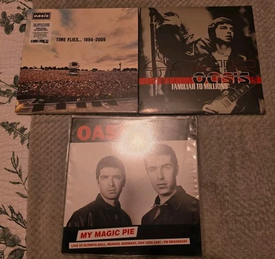 Oasis Time Flies RSD2025 4LP Numbered colour,familiar to millions silver, +1 - Image 1 of 2