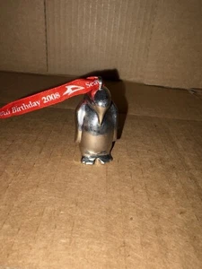 2008 Seaworld Christmas Hanging Ornament Metal Penguin Passholders SUPER RARE - Picture 1 of 5