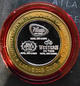 2005 Las Vegas Club $ 10 rote Kappe silber gestreift 0,999 3 Logos nur 500 Token - Bild 1 von 2