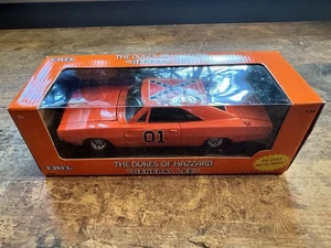 General Lee Dukes of Hazzard Die-Cast – 1:25 ERTL – NIB – Classic TV Collectors - Picture 1 of 6