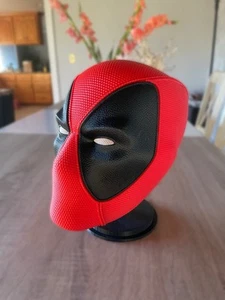Deadpool Mask with Magnetic Connections - 3D Printed Helmet Perfect for Cosplay - Picture 1 of 6