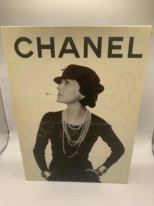 CHANEL Fashion/Fine Jewelry/Perfume 3-Book Set - Imagen 1 de 6