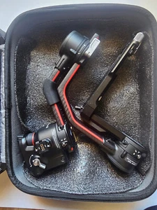 DJI Pro Ronin RS2 Pro 3-Axis Gimbal Stabilizer for DSLR and Mirrorless Camera - Picture 1 of 6