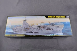 Merit 1/350 65307 HSM Aircraft Carrier Ark Royal 1939 - Picture 1 of 3