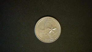 2004 P Texas Quarter w/ Die chip error on top of state on reverse - Picture 1 of 2