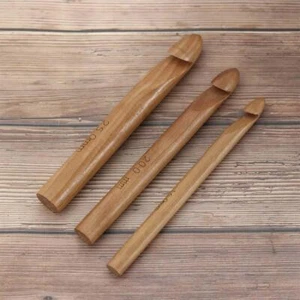 Weave Yarn Large Sewing Needles Knitting Tool Crochet Kit Wooden Crochet Hook - Picture 1 of 15