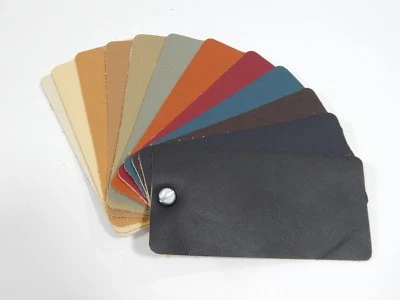 Amostra de couro Ferrari Connolly original dos anos 1960 212 250 275 330 - Imagem 1 de 4