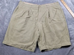 Tommy Bahama 100% Silk Zip Pleated Front Shorts Men’s 38 Beige, Casual, golf - Picture 1 of 5