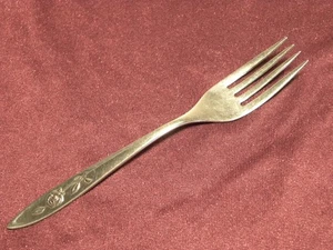 MY ROSE Youth / Child's Dinner Fork Oneida Community Stainless Betty Crocker USA - Picture 1 of 3