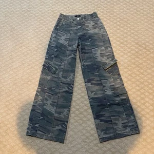 Camo Cargo Pants Size S - Picture 1 of 3