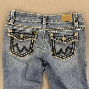 YMI Bootcut Jeans Damen 5 blau Kontrast dicke Nähte Pattentasche Stickerei - Bild 1 von 20