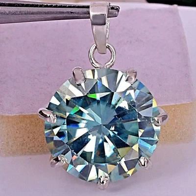 Colgante de diamantes tratados azules de 20 quilates ¡Gran brillo certificado VVS1! Regalo Navidad Foto 1 de 4