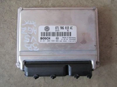Centralina motore VW Golf 4 Passat 3B 2.3 V5 VR5 AGZ centralina 071906018AC - Immagine 1 di 3