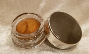 King KYLIE JENNER Cosmetics eyeshadow cream CAMO holiday edition 0.11 oz 3.00 g - Picture 1 of 5