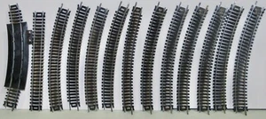 Pistas a escala HO realistas y pista terminal de repositorio (13 piezas) - Imagen 1 de 7