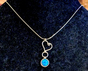 Sterling silver and opal pendant necklace - Picture 1 of 4