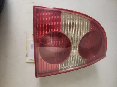 2001-2005 Volkswagen Passat Sedan LH Driver Rear Taillight Assembly 28409015 OEM - Image 1 of 4
