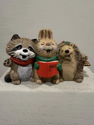 1983 Hallmark Merry Miniatures villancicos de Navidad animales del bosque erizo mapache Foto 1 de 4
