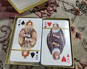2 barajas de cartas Piatnik de colección Reina Isabel María Reina de Escocia selladas - Imagen 1 de 5