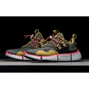 Nike Pocket Knife DM Sneakers in Desert Moss Verde Mimetico Rosa Corallo Uomo 8 - Foto 1 di 9