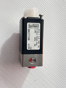 Burkert 0331 c4.0 FKM VA Solenoid Valve 120V 60Hz 00227180 - Picture 1 of 6