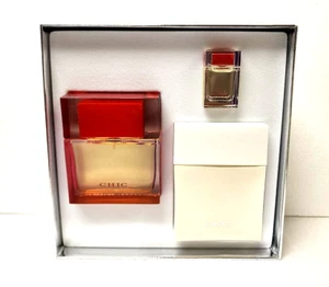 CAROLINA HERRERA CHIC GIFT SET EDP SPRAY 50 ML 5 ML BODY LOTION 100 ML - Picture 1 of 4