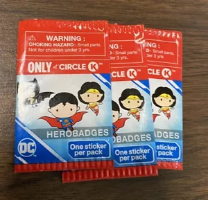 Confezione Distintivi Circle K DC Hero Qtà 3 - Foto 1 di 3