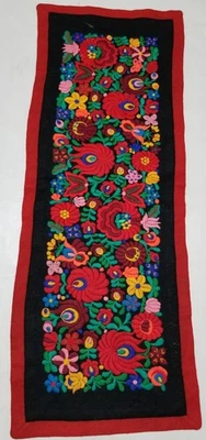 Vintage Hungarian Matyo Silk Hand Embroidered Floral Table Runner 94x35cm - Image 1 of 4
