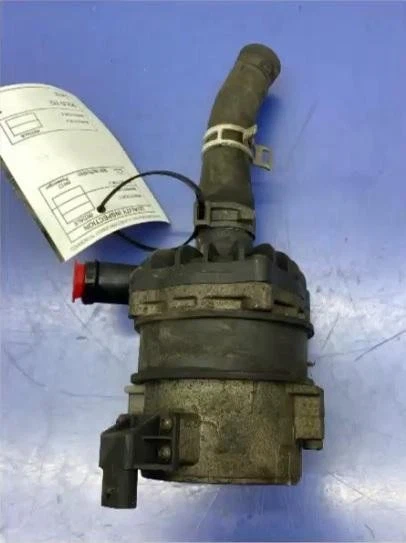 14-18 AUDI RS7 OEM 4.0L A/T PRESTIGE BASE COOLANT SYSTEM COOLANT PUMP 8K0965567 - Изображение 1 из 4