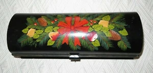 Vintage Toleware Candle Letter Glove Metal Painted Box Pinecones Red Bow  Signed - Picture 1 of 8