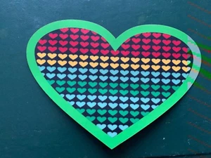 GREEN HEART EQ FLASHING T SHIRT SOUND ACTIVATED LED PANEL. 8. SEE VIDEO - Picture 1 of 1
