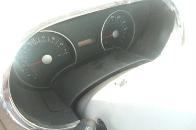 Explorer 2006 equipo original velocímetro calibre panel 121 k millas Ford Foto 1 de 4