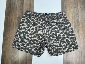 Uniqlo Mens L Waist 33-36 Swim Shorts Bathing Suit Pocket Drawstring Palm Tree - Picture 1 of 12
