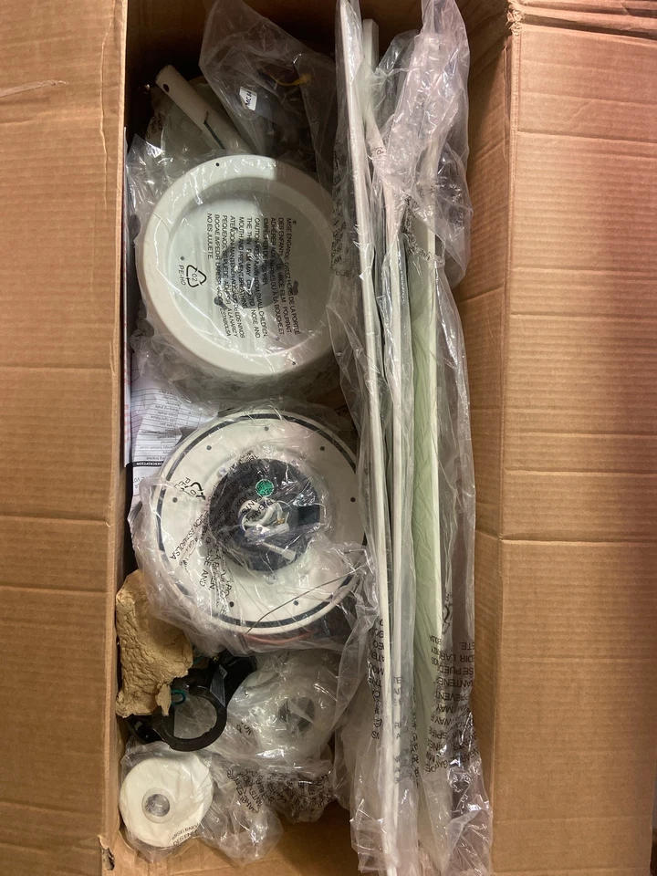 Generation Lighting Avila 3AVLCR60RZWD 60 英寸哑光白色 LED 吊扇带遥控器 — 第 1/2 张图片